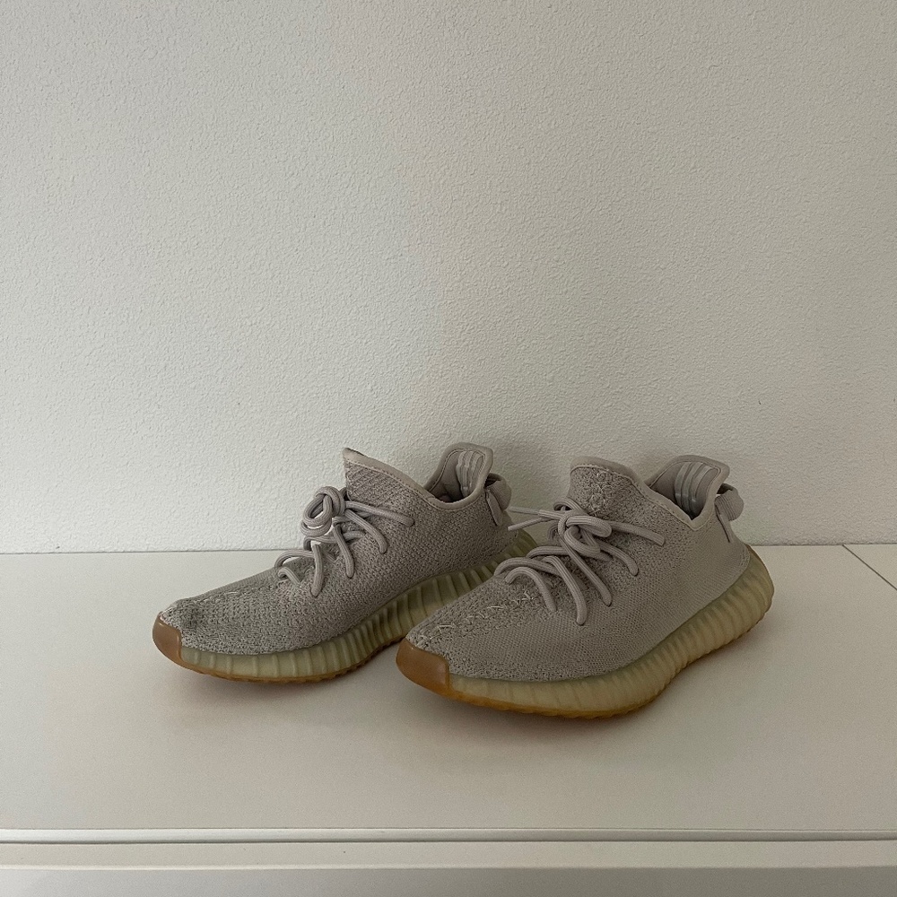 Adidas Yeezy Boost 350 V2 - Size 7 - Sesame